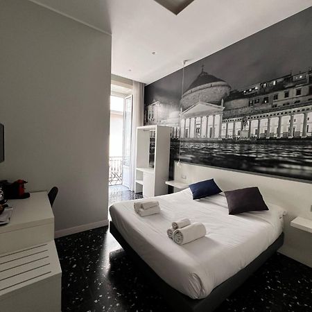 Beverello Rooms نابولي المظهر الخارجي الصورة