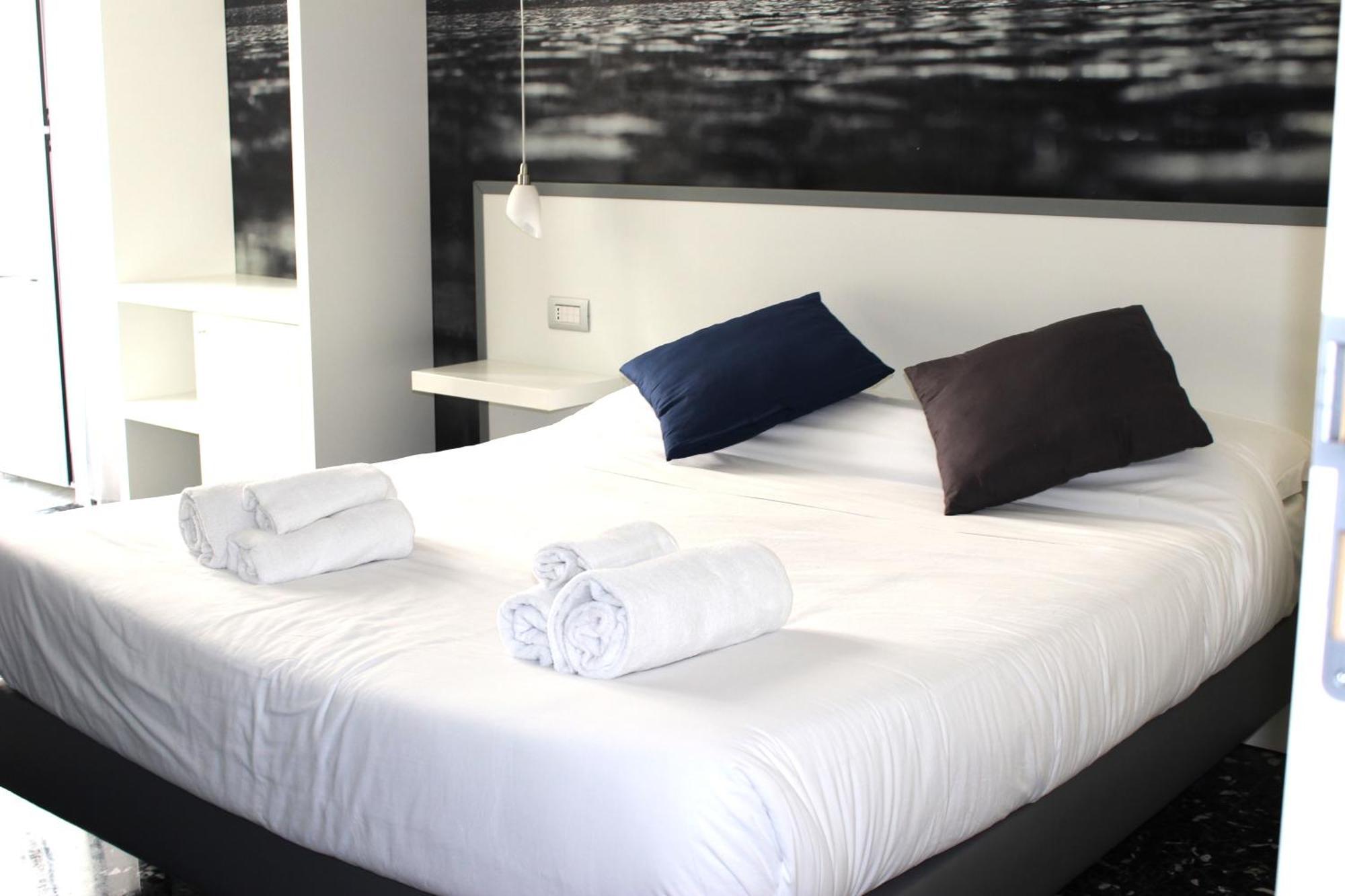 Beverello Rooms نابولي المظهر الخارجي الصورة