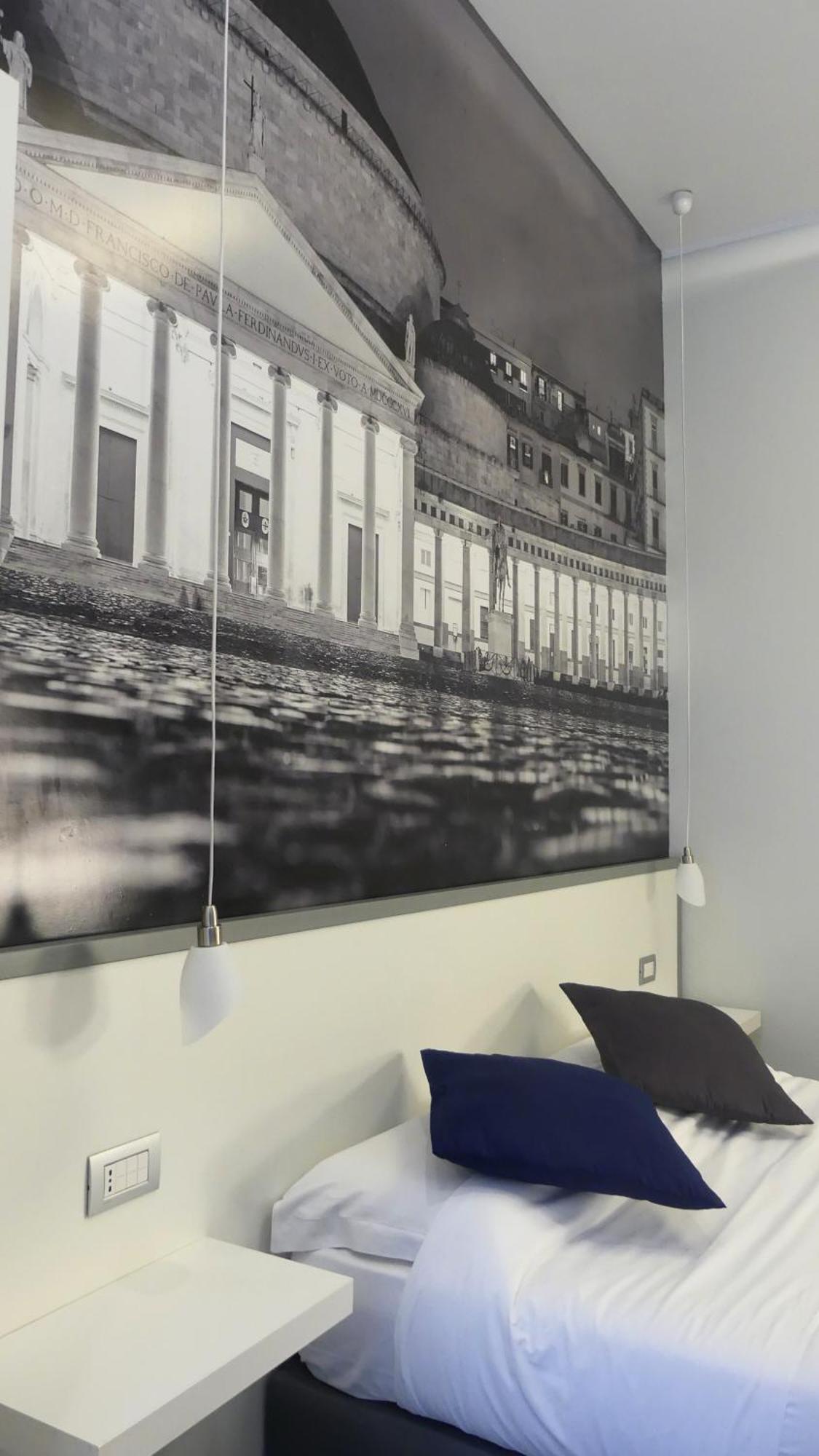 Beverello Rooms نابولي المظهر الخارجي الصورة